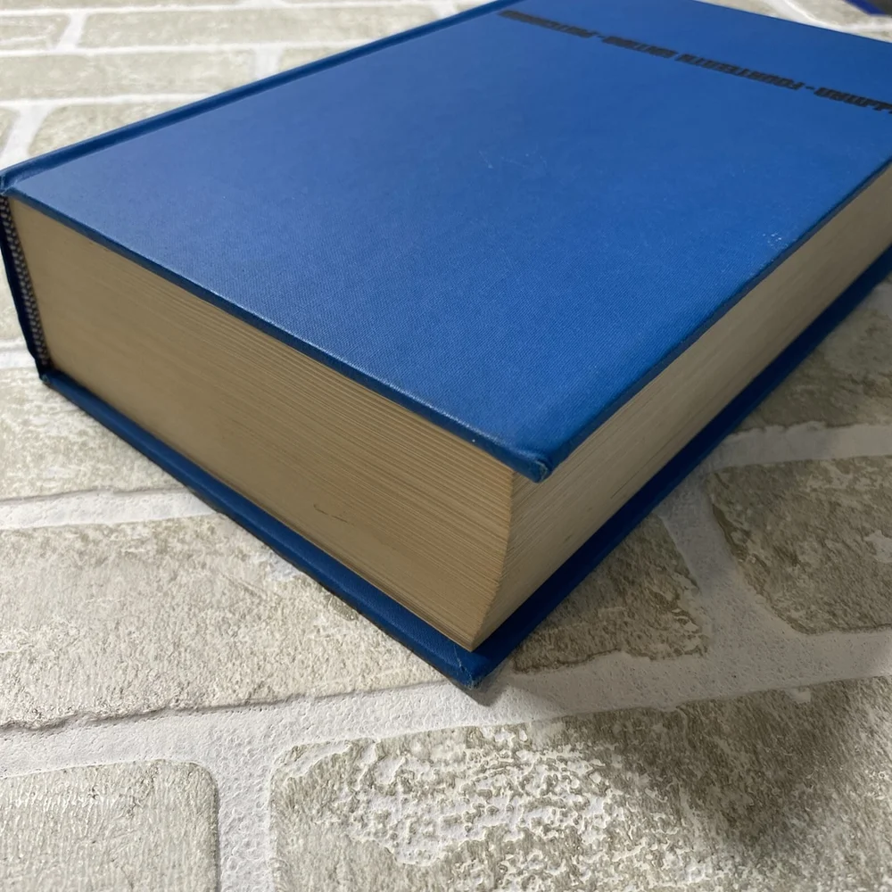 Unbranded this hardcover
